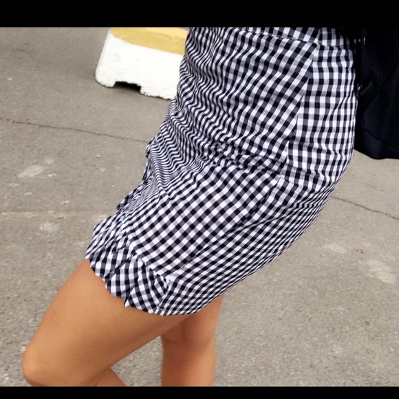 ASOS Dresses & Skirts - ASOS Gingham ruffle skirt ASOS Dresses & Skirts - ASOS Gingham ruffle skirt